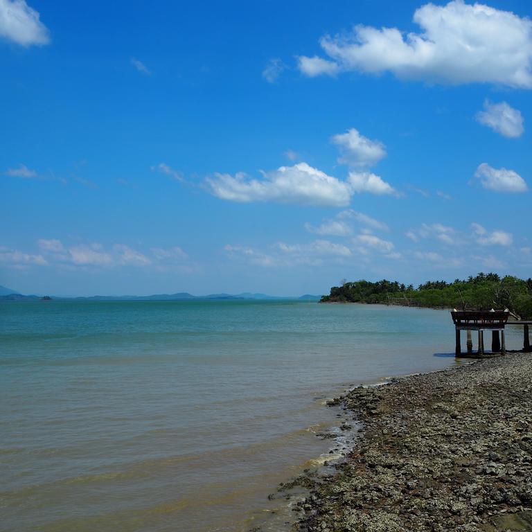 The Blue Sky Resort @ Ranong Kültér fotó